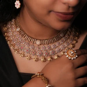 Vyna –Lightweight 22kt Gold